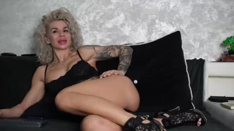 Asha online show from 12/22/25, 12:51