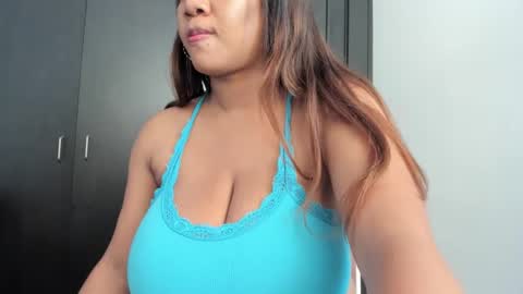 Snapshot of ashanty_1012 chatting on 03/05/25, 04:46 ashanty_1012 online show from 03/05/25, 04:46