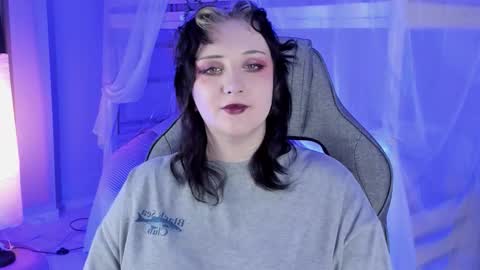 AshleyAshe  online show from 11/28/25, 11:07