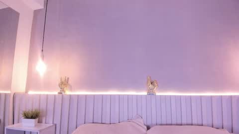 I am Ashley online show from 10/28/25, 07:16