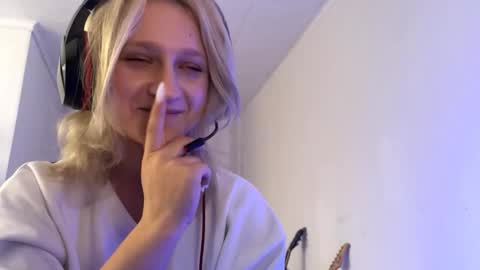 July online show from 12/04/25, 07:39