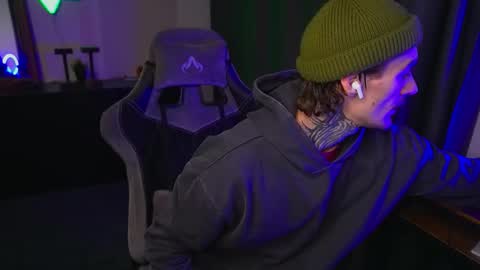 Jerk Machine online show from 10/08/25, 01:09