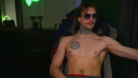 Jerk Machine online show from 10/10/25, 01:43