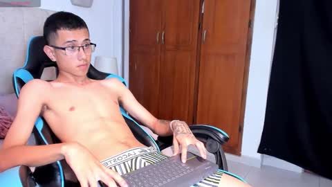   Asher  online show from 12/22/25, 08:06