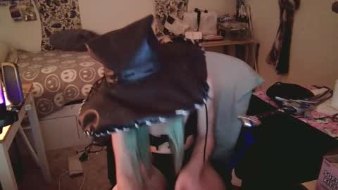 Snapshot of ashethegengar chatting on 10/14/25, 04:08 Ashley Scarlett online show from 10/14/25, 04:08