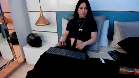 Ashkoreh online show from 05/20/26, 09:10
