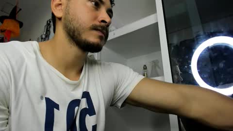 ashlan_king online show from 11/15/25, 12:23