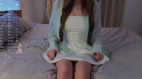 Snapshot of ashlealavender chatting on 04/05/26, 07:55 April online show from 04/05/26, 07:55