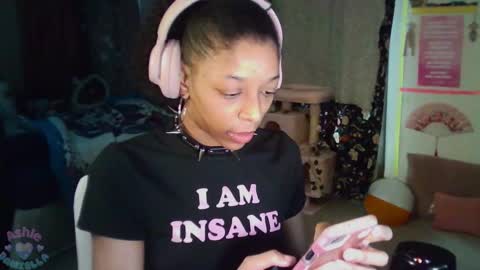 Snapshot of ashledaniella chatting on 02/02/25, 09:56 Ashle online show from 02/02/25, 09:56