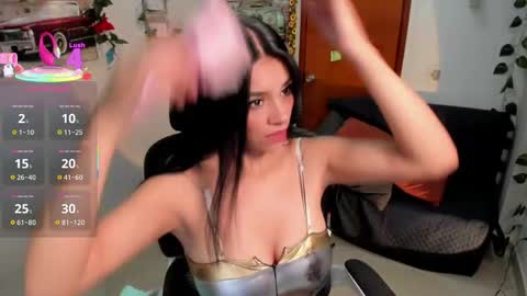 linda online show from 04/10/26, 01:16