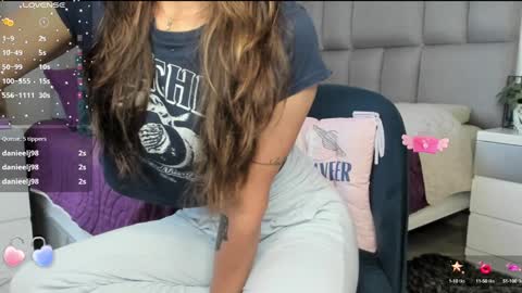 Carolina  online show from 02/03/25, 10:43