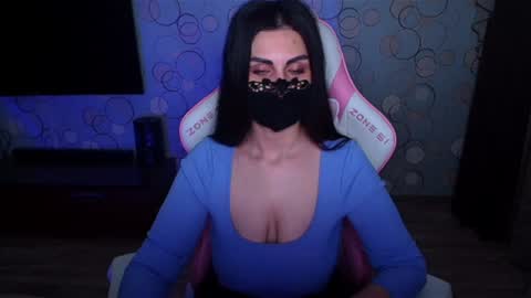 Snapshot of ashley__cooper__ chatting on 06/30/26, 04:24 Yasmina online show from 06/30/26, 04:24