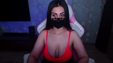 Snapshot of ashley__cooper__ chatting on 07/07/26, 06:16 Yasmina online show from 07/07/26, 06:16