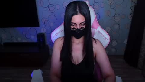 Snapshot of ashley__cooper__ chatting on 07/17/26, 03:57 Yasmina online show from 07/17/26, 03:57