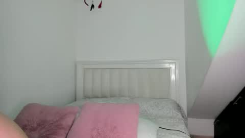 ashley_blair online show from 05/22/26, 06:46
