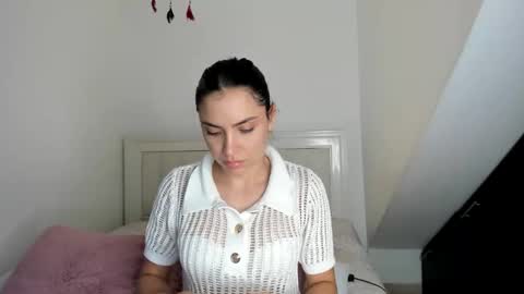 Snapshot of ashley_blair chatting on 06/08/26, 10:32 ashley_blair online show from 06/08/26, 10:32
