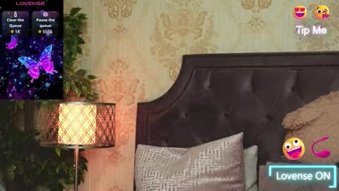 Ashley online show from 02/02/26, 10:19