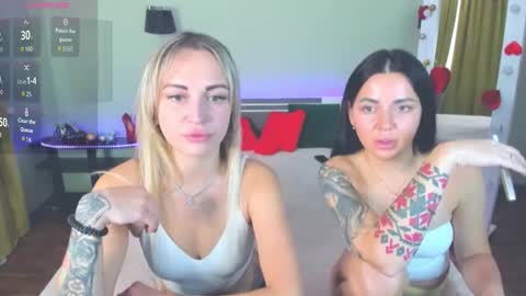 Alina online show from 10/31/25, 11:44