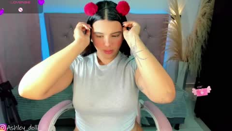 Snapshot of ashley_dolll chatting on 05/08/26, 10:59 Ashley online show from 05/08/26, 10:59