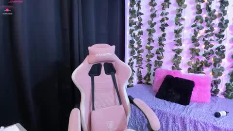 ashley online show from 10/05/25, 02:21