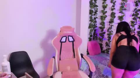 ashley online show from 12/23/25, 02:42