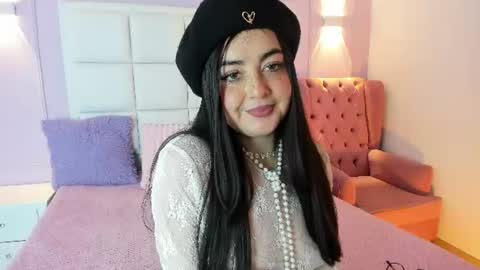 Snapshot of ashley_petit chatting on 07/20/26, 01:13 ashley_petit online show from 07/20/26, 01:13