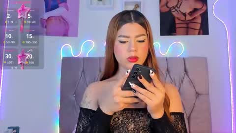 Ashley online show from 10/12/25, 06:23