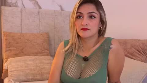 Camila online show from 02/16/26, 08:27