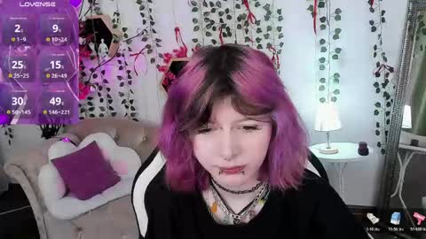 Ashley online show from 04/17/26, 09:07