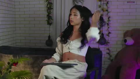 ashley_winhouse online show from 09/25/25, 08:18