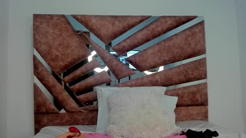 ashley_x_x online show from 01/14/26, 11:16