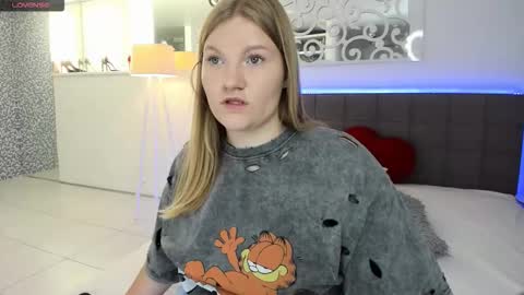 AshleyJonse online show from 09/22/25, 04:58