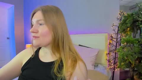 Snapshot of ashleyjonse chatting on 06/01/26, 04:14 AshleyJonse online show from 06/01/26, 04:14