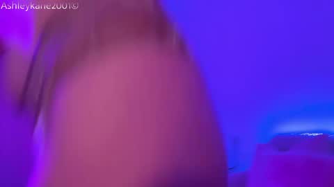 Snapshot of ashleykane2001 chatting on 01/21/25, 05:49 Ashley online show from 01/21/25, 05:49