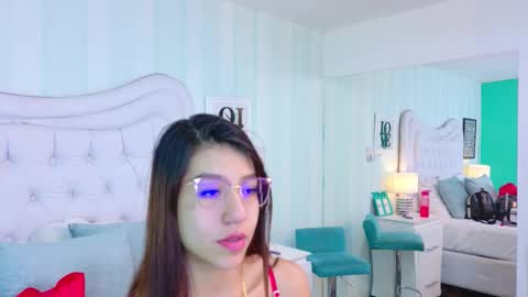 AshleyRoberh online show from 11/06/25, 07:04