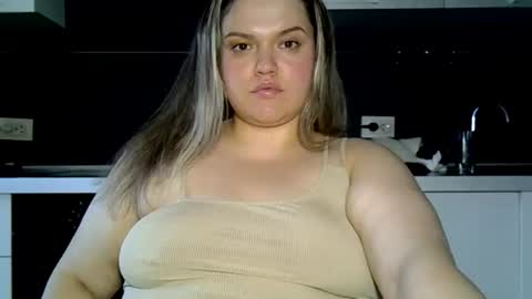 Snapshot of ashleyrosee_ chatting on 07/04/26, 01:45 Anite online show from 07/04/26, 01:45
