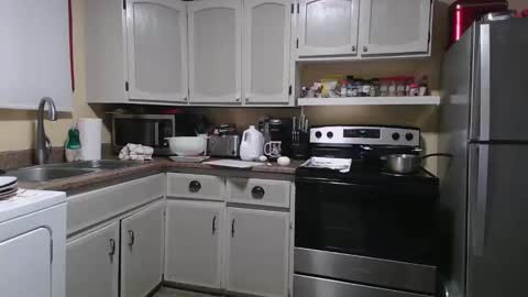 Ashley online show from 02/19/26, 06:15