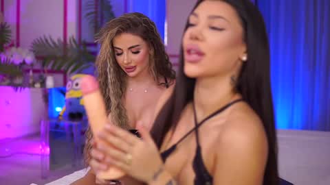 Snapshot of ashleysinnx chatting on 01/25/25, 06:35 Ashley online show from 01/25/25, 06:35