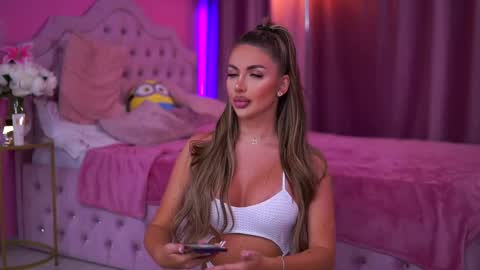 Snapshot of ashleysinnx chatting on 03/06/25, 08:16 Ashley online show from 03/06/25, 08:16