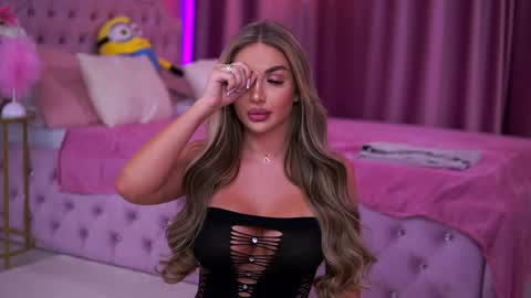 Snapshot of ashleysinnx chatting on 03/11/25, 05:13 Ashley online show from 03/11/25, 05:13