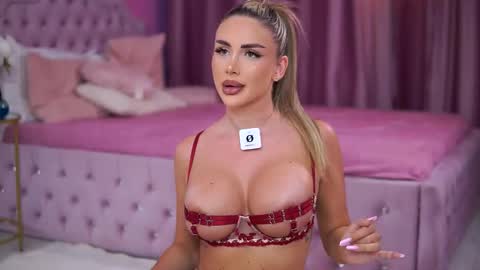 Snapshot of ashleysinnx chatting on 09/10/25, 04:40 Ashley online show from 09/10/25, 04:40