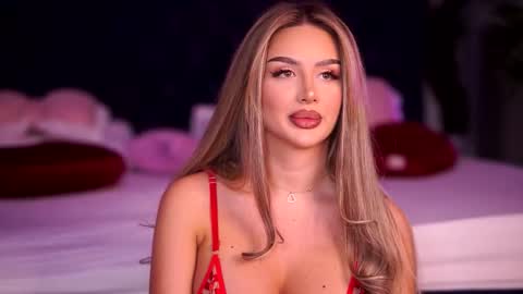 Snapshot of ashleysinnx chatting on 11/04/25, 11:09 Ashley online show from 11/04/25, 11:09