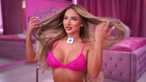 Snapshot of ashleysinnx chatting on 11/07/25, 11:21 Ashley online show from 11/07/25, 11:21