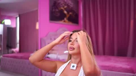 Snapshot of ashleysinnx chatting on 11/28/25, 11:13 Ashley online show from 11/28/25, 11:13