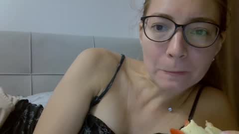 Ashley online show from 09/11/25, 05:29