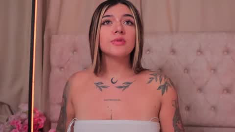 Ashley Lauren online show from 02/13/25, 07:13