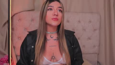 Ashley Lauren online show from 02/24/25, 03:55