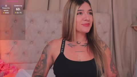 Ashley Lauren online show from 03/03/25, 03:52