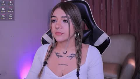 Ashley Lauren online show from 11/28/25, 04:15