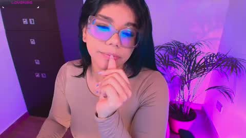 Ashleyy18   online show from 09/15/25, 09:20